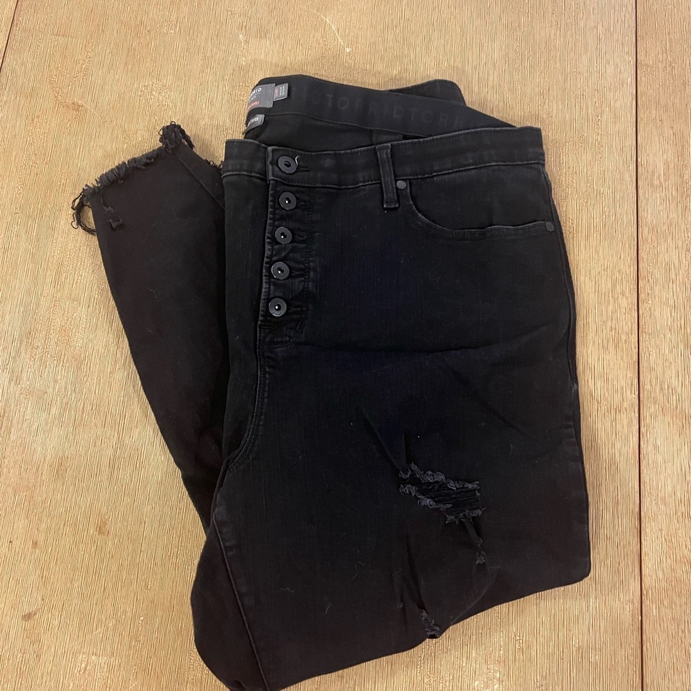 Women's Black Jeans
